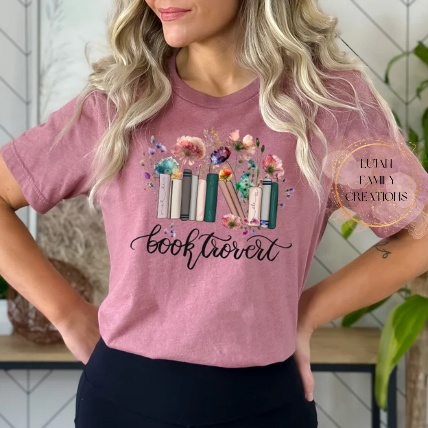 Booktrovert T-Shirt