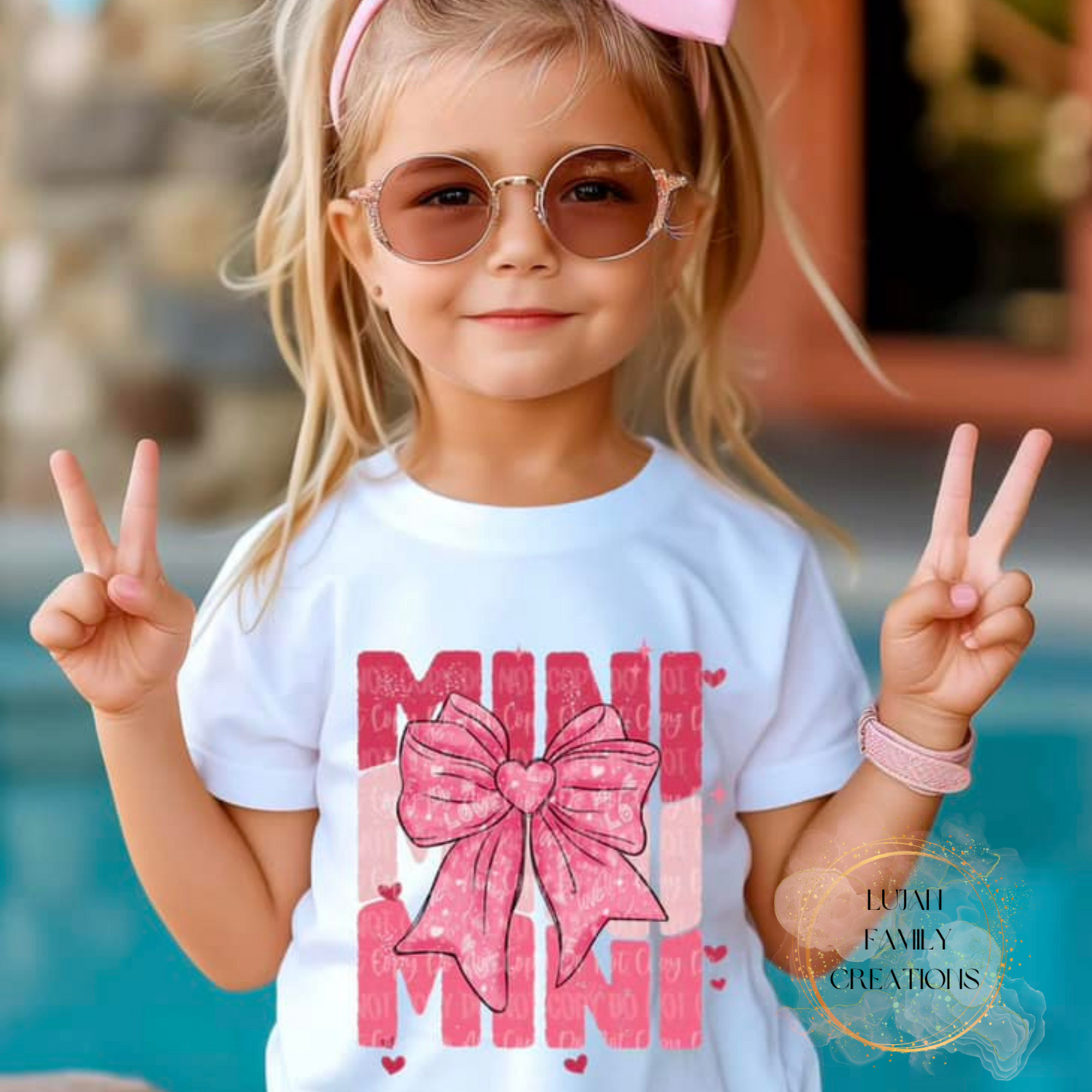 Mini w/Big Bow- Kids T-Shirt